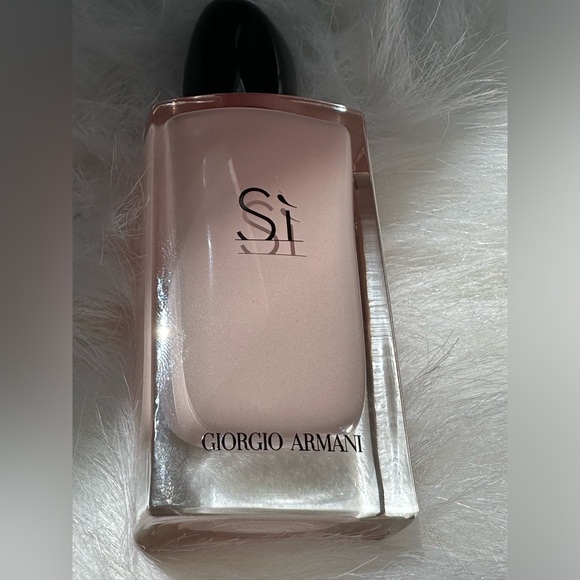 ❤️SOLD❤️Giorgio Armani Si Eau de parfum 3.4oz - Picture 3 of 3